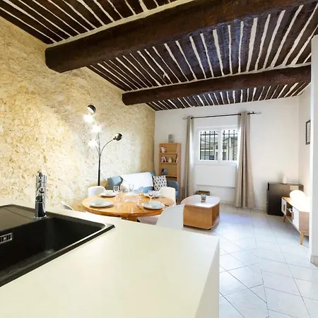 Apartment Renting Atypical One Bedroom In The Heart Of Antibes