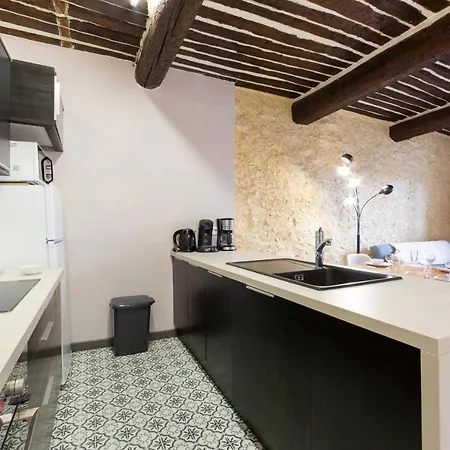 Apartment Renting Atypical One Bedroom In The Heart Of *